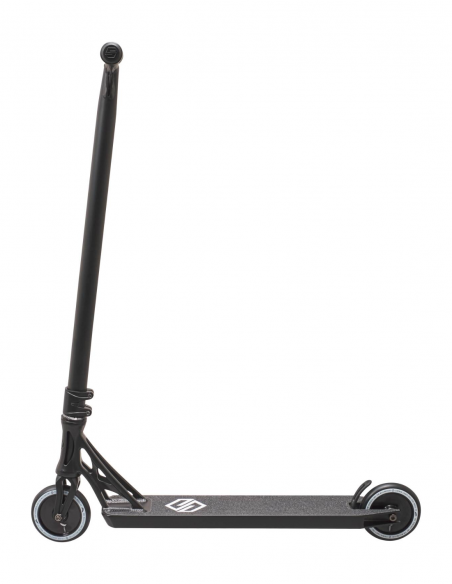 STRIKER ESSENCE PRO SCOOTER BLACK